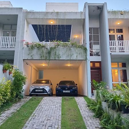 Oesis - Stylish Villa Steps From Historic Galle Fort Esterno foto